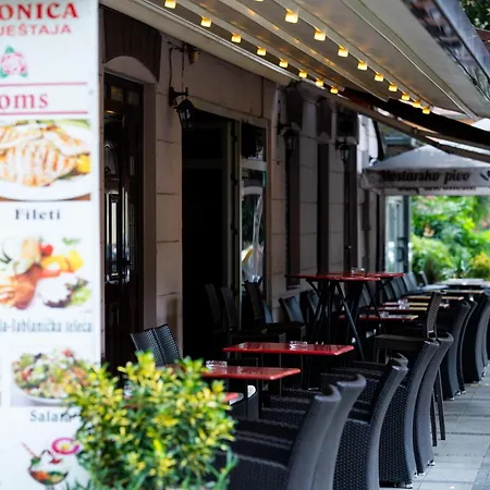 アパート Restoran Ruza Jablanica